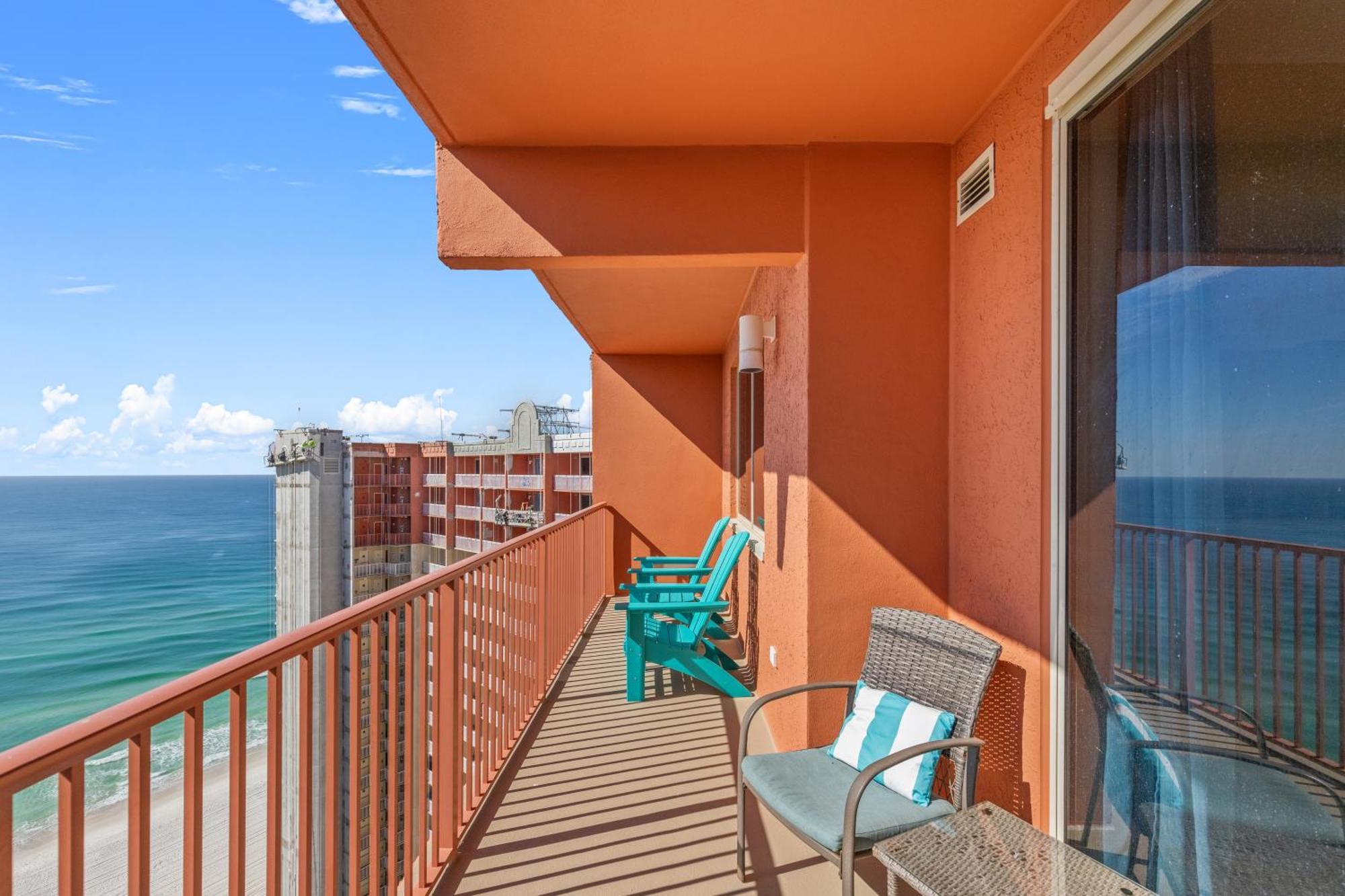 Penthouse With Beautiful Beach Views! 1 Bedroom, 2 Bathroom Penthouse! Panama City Beach Bagian luar foto