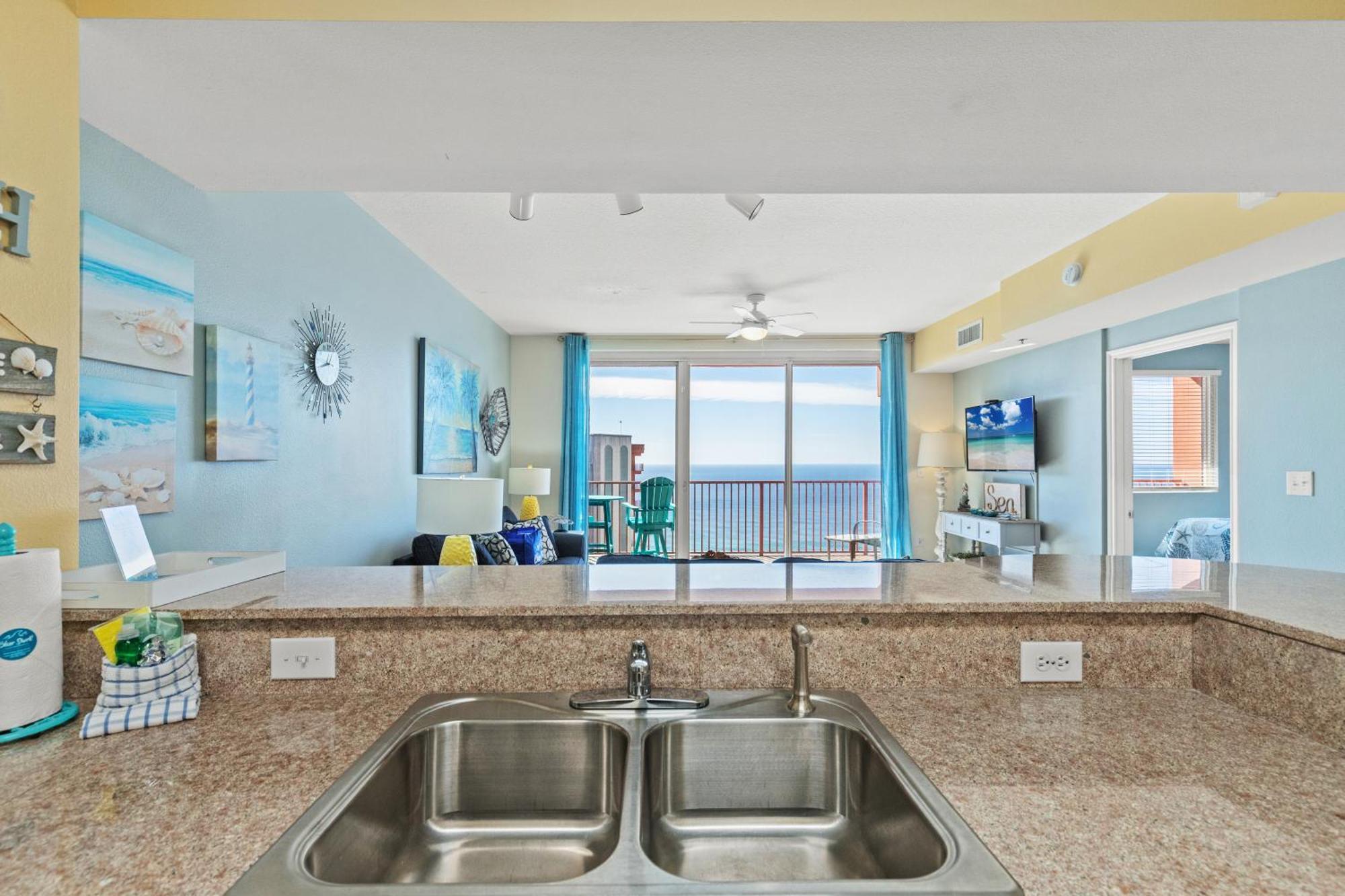 Penthouse With Beautiful Beach Views! 1 Bedroom, 2 Bathroom Penthouse! Panama City Beach Bagian luar foto